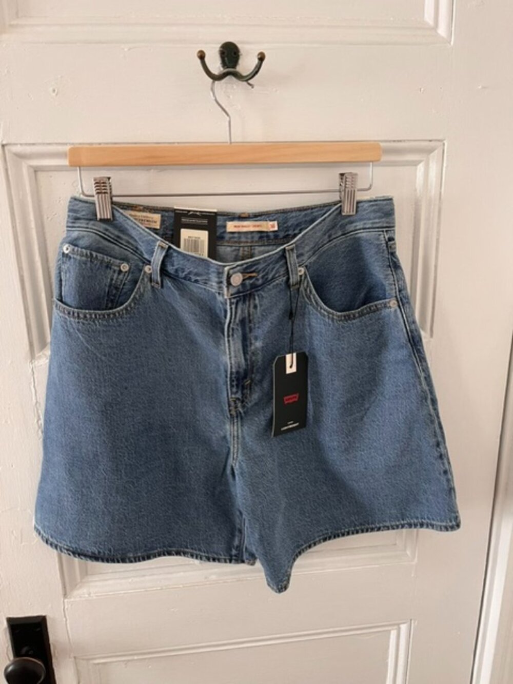 Levi's High Rise Baggy Lightweight Women's Denim Shorts - Size 30